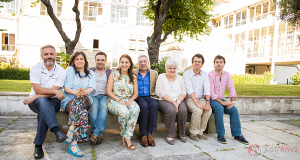 Membros da Comissão Organizadora do Congresso Nacional de Medicina Interna 2017 num momento de pausa, nos jardins do Hospital de Santo Antonio. 