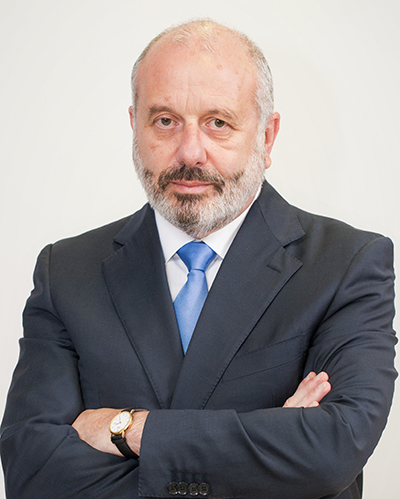 Dr. Luis Campos