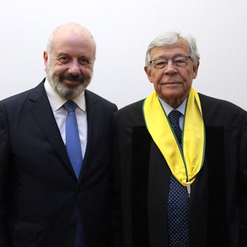 Internista António de Barros Veloso distinguido pela UNL com o título de Doutor Honoris Causa